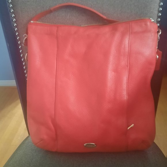 Coach Isabelle Pebbled Leather Hobo Tote Purse - Picture 1 of 10